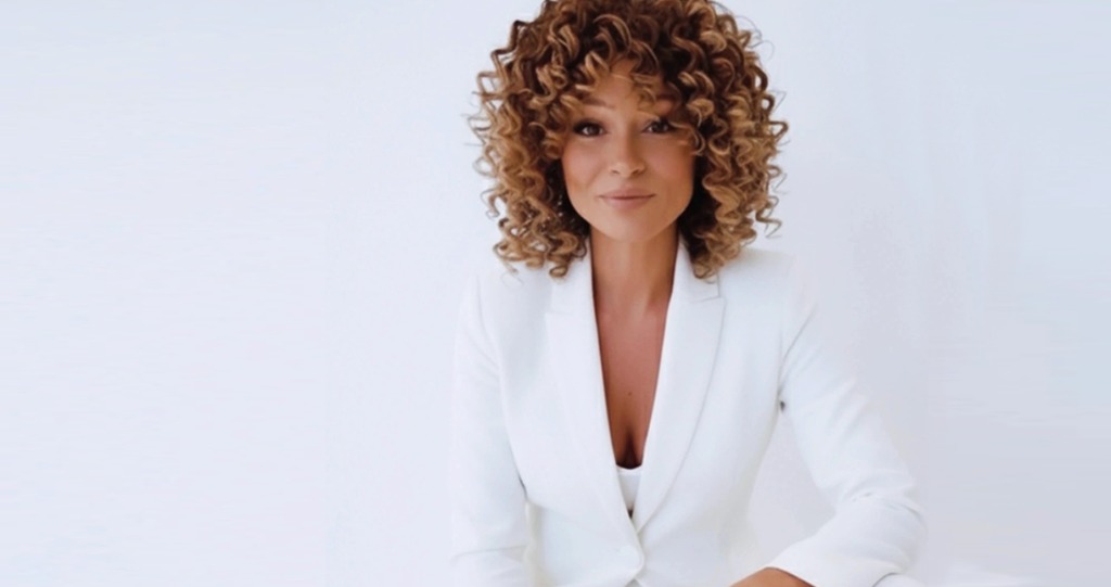 Denise Busch - Branding & Identity Expert